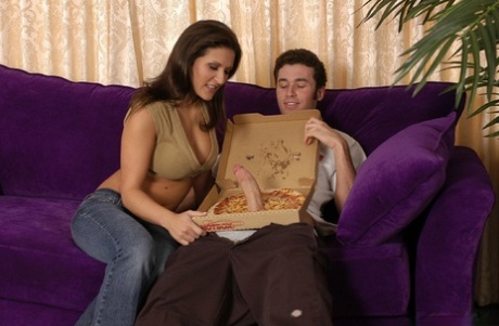 Ravishing cougar with flawless tits has some fun with a big cock pizza-lad