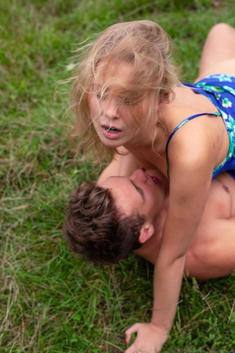 Young nympho Casey I gives fellatio before getting pounded outdoors